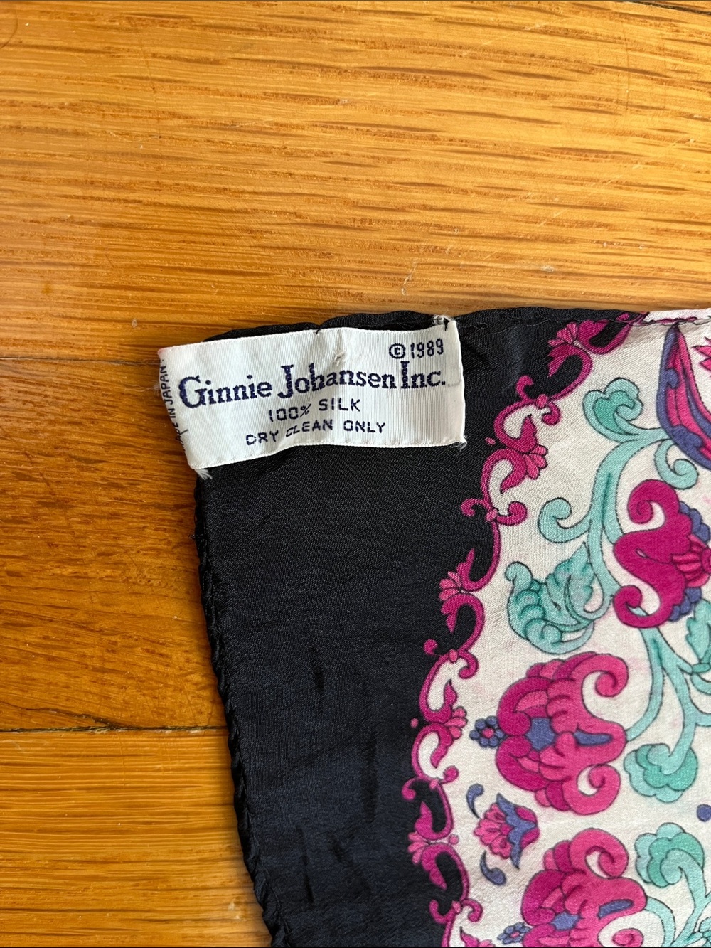 Ginnie Johansen Inc. 100% Silk 1989 Vintage 80s Teal Magenta Pink & Black Scarf - Picture 4 of 13